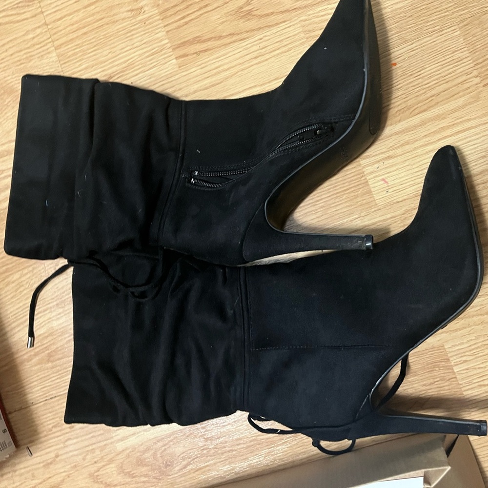 Chic Black Heeled Boots for Women